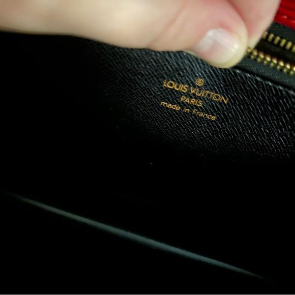 Authentic Louis Vuitton Red Epi Monceau w/ matching coin pouch - Picture 9 of 16